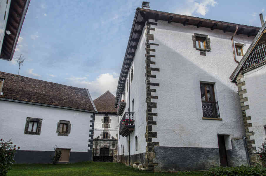 Comunidad Foral de Navarra 135 - Ochagavia.jpg